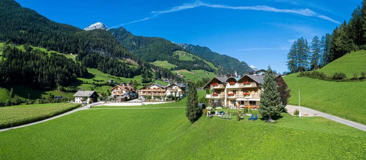 Oberjahrl Hotell Ahrntal Eksteriør bilde