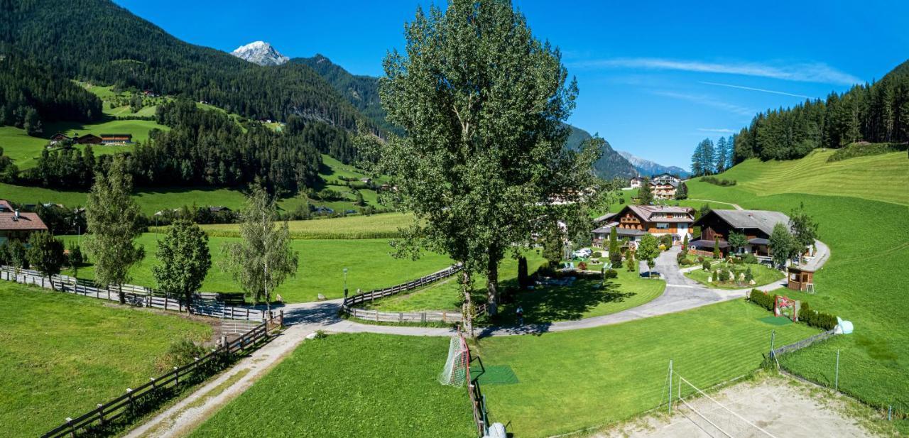 Oberjahrl Hotell Ahrntal Eksteriør bilde