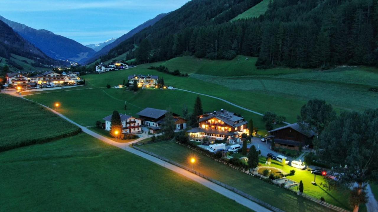Oberjahrl Hotell Ahrntal Eksteriør bilde